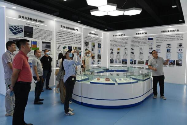 ���ʡ�����^�؝h�³��L(ch��ng)�ſƼ��a(ch��n)�I(y��)�@��@��I(y��)�����̩���²������޹�˾�����؝h�³ǘ������󽡿�+��ȫ�a(ch��n)�I(y��)�